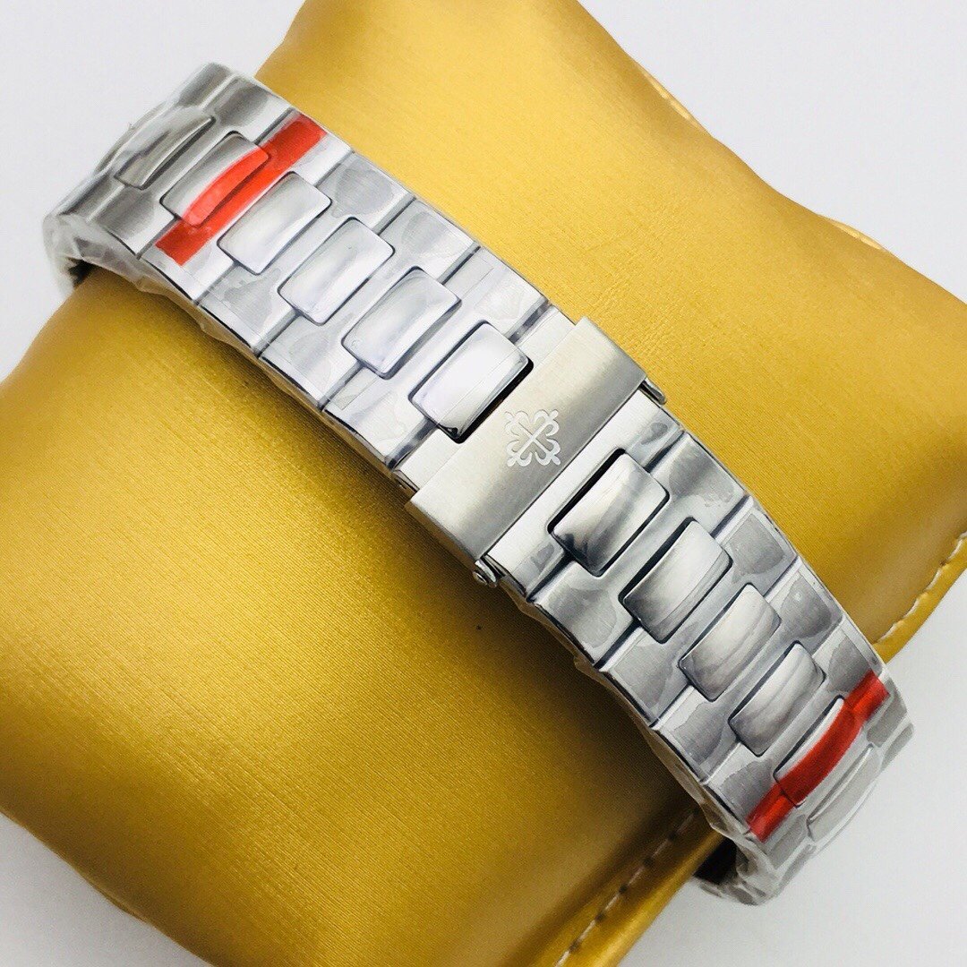 PATEK NAUTILUS 5711 STAINLESS STEEL BLACK DIAL