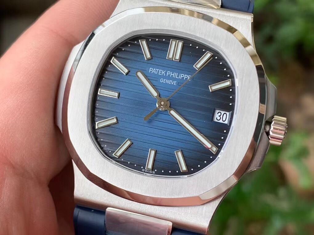 PATEK NAUTILUS 5711 STAINLESS STEEL RUBBER STRAP