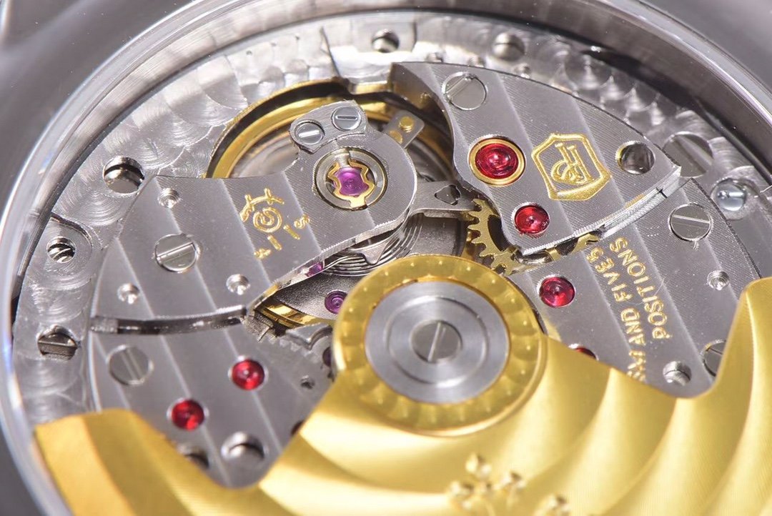 PATEK CALATRAVA MOONPHASE ANNUAL CALENDAR STEEL WHITE DIAL