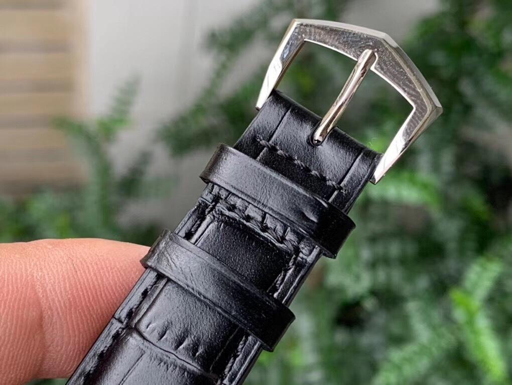 PATEK ANNUAL CALENDAR STAINLESS STEEL CASE WHITE DIAL