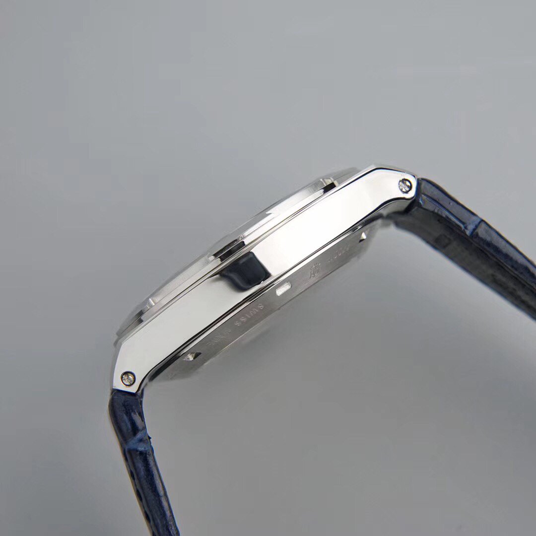VACHERON OVERSEA AUTOMATIC 41 STAINLESS STEEL BLUE DIAL