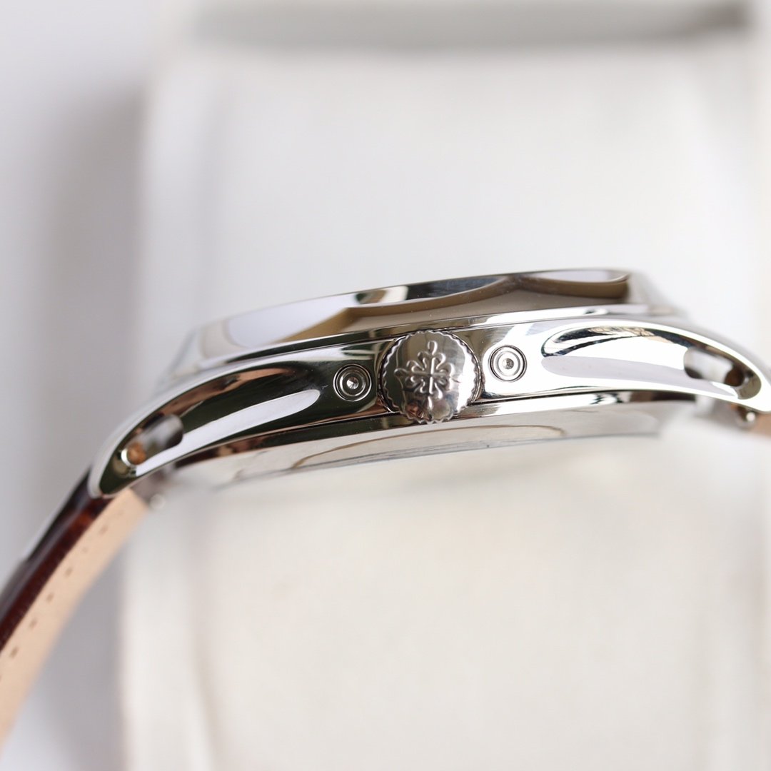 PATEK COMPLICATIONS MOONPHASE WHITE GOLD