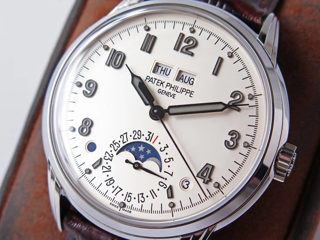 PATEK GRAND COMPLICATION PERPETUAL CALENDAR 5320G-001