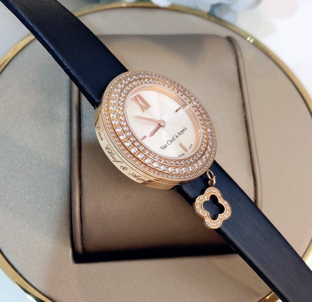 CHARM WATCH PINK GOLD CASE DIAMOND PAVED