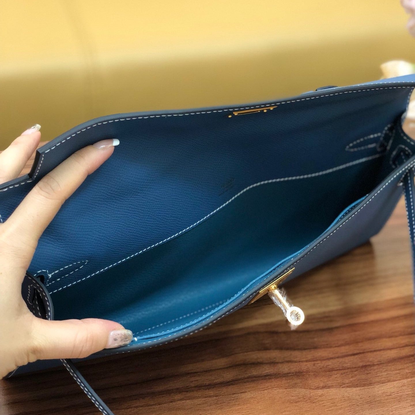HM Kelly Cut 31cm Blue Swift Leather Ghw