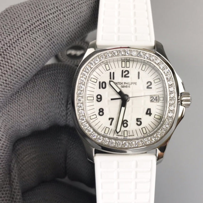 PATEK Aquanaut 5067A 35.6mm White Dial