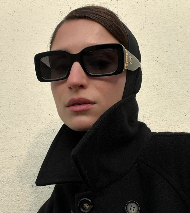 Chanel Sunglasses 652617