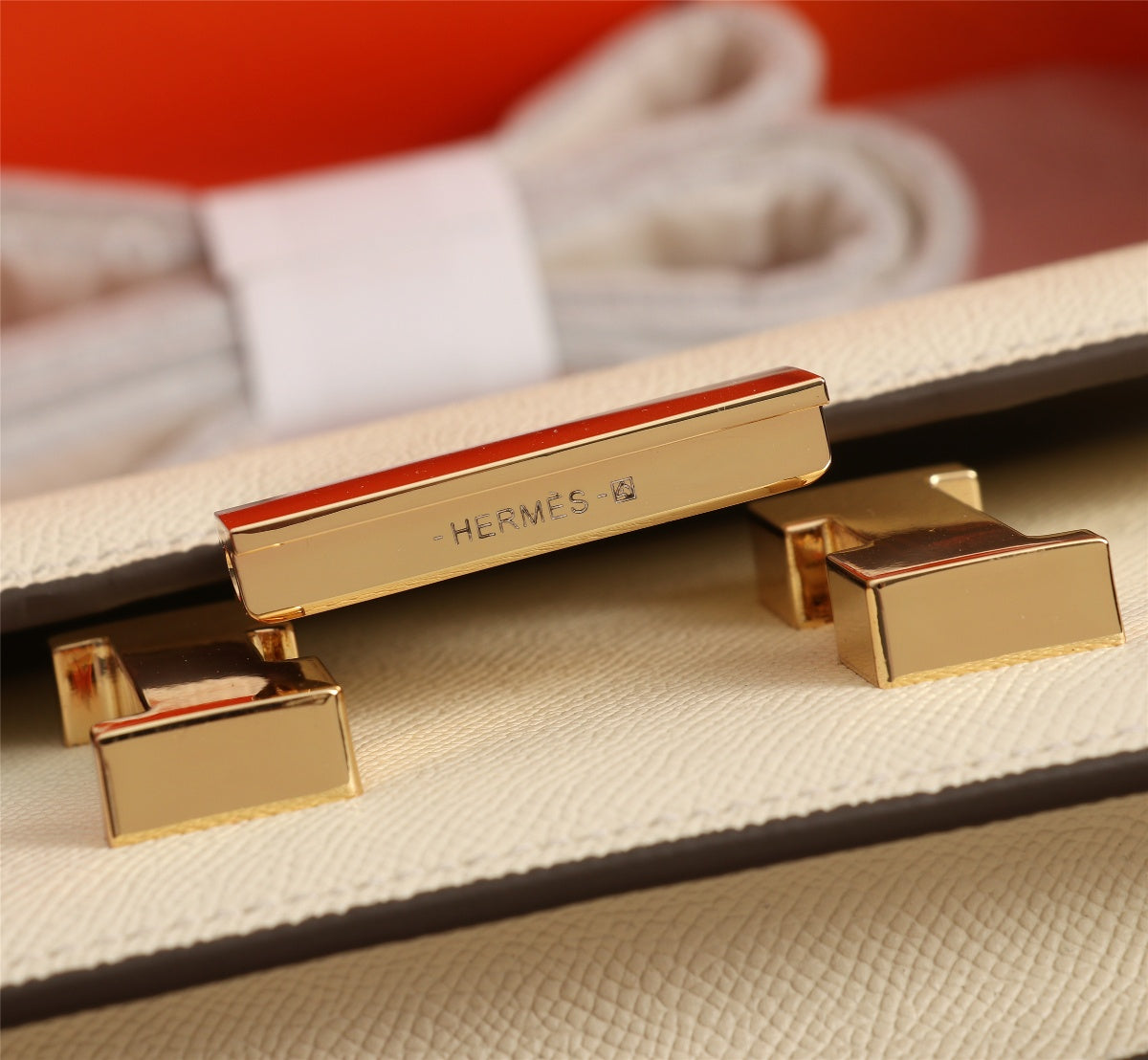 HM CONSTANCE BAGS 18 CREAM EPSOM GOLD HARDWARE