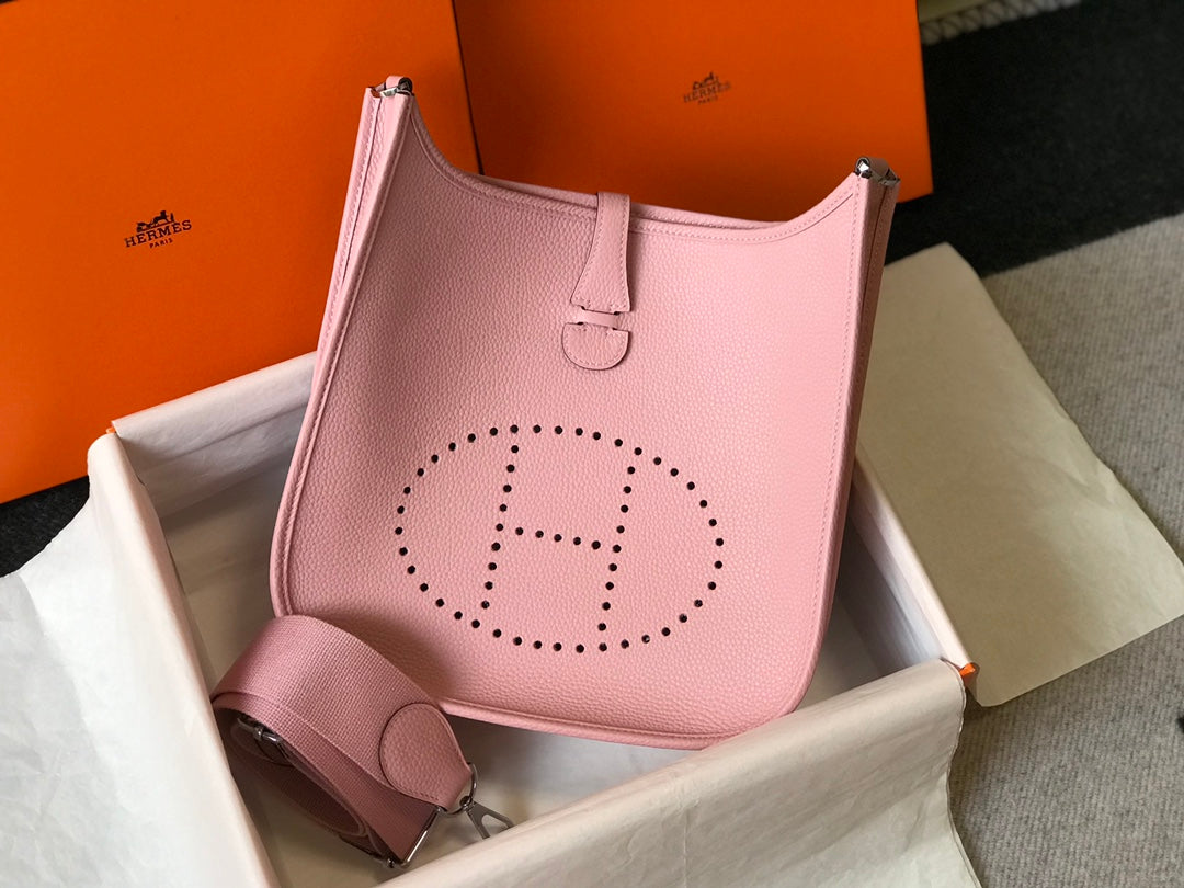 Evelyne 29cm Pink Togo Shw