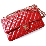 FLAP BAG MEDIUM 25CM RED PATENT CALFSKIN GOLD HARDWARE