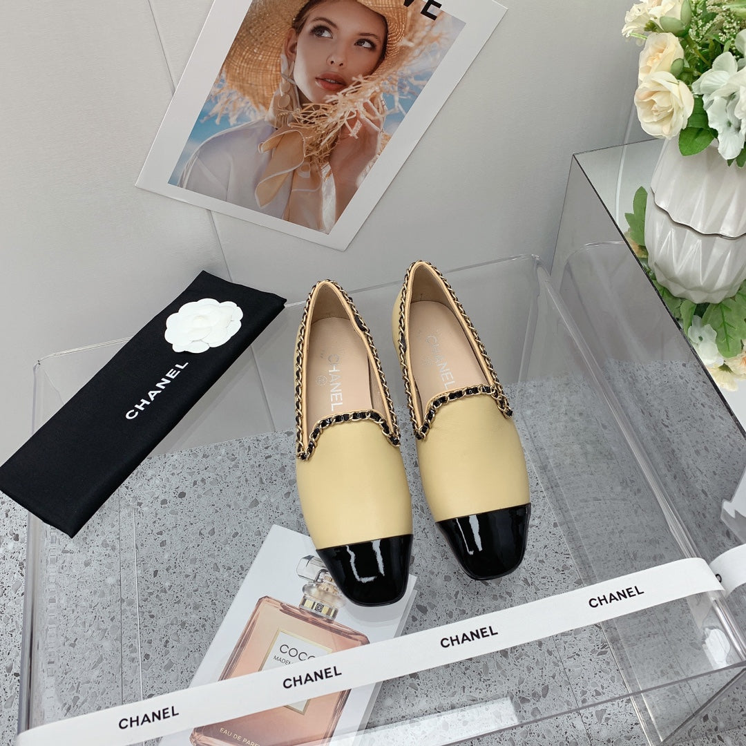 Chanel 2026 Chain Trim Loafers Sheepskin 162112