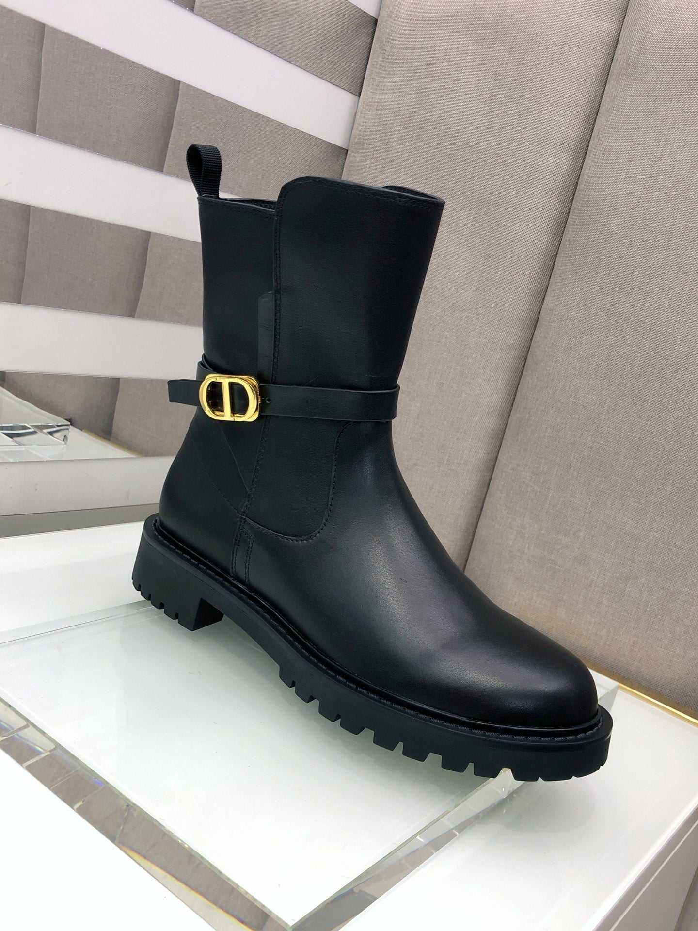 Dior 2026 Empreinte Ankle Boots Calfskin 965383
