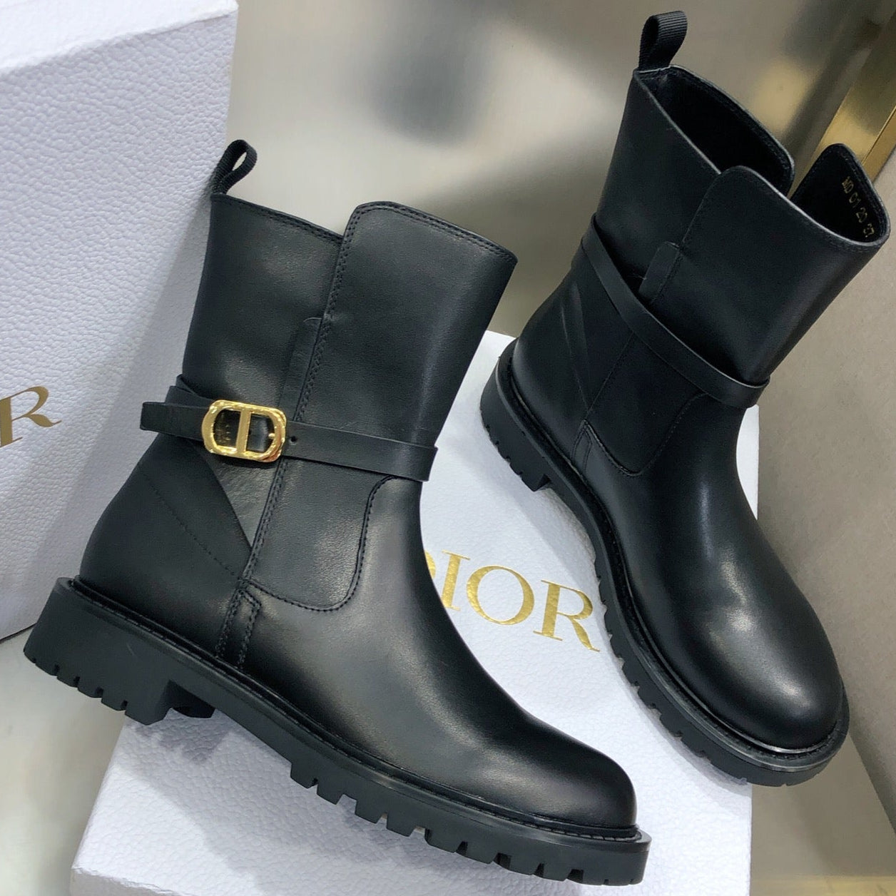 Dior 2026 Empreinte Ankle Boots Calfskin 965383