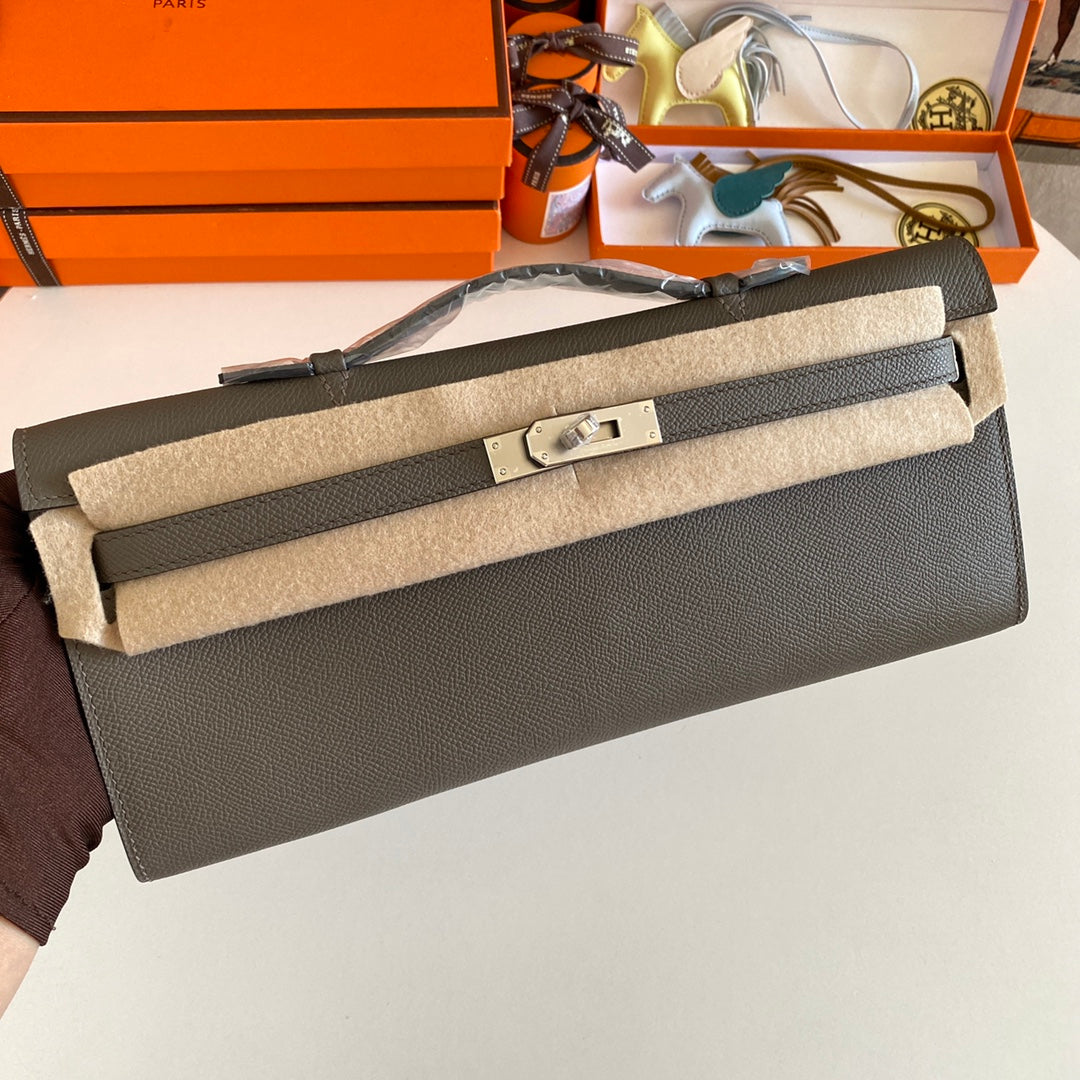 HM Kelly Cut 31 Fossil Gray Epsom Leather Silver Hardware 229053