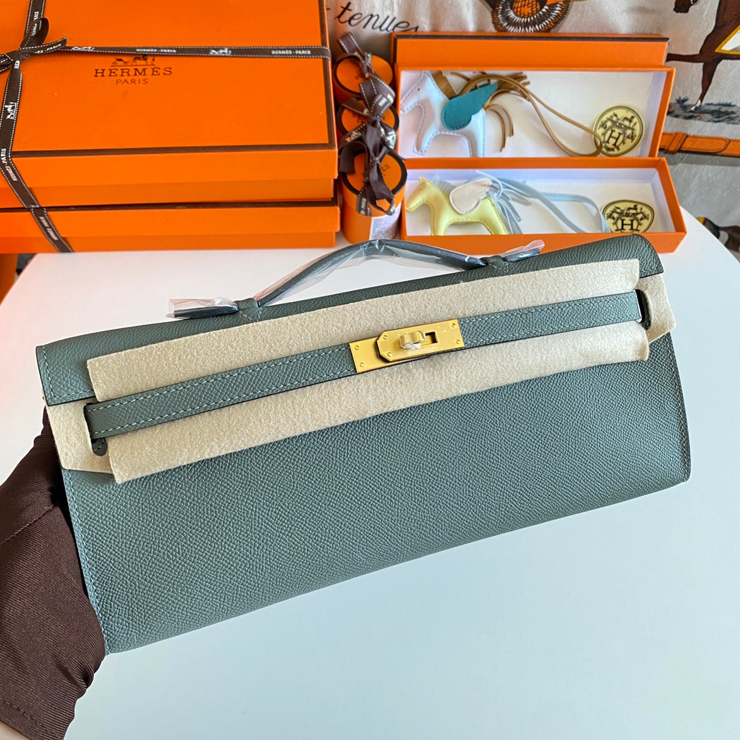 HM Kelly Cut 31 Ash Grey Epsom Leather Gold Hardware 229038