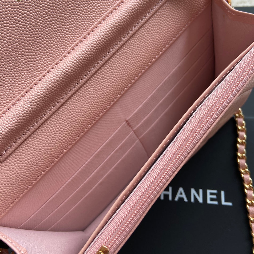 CC Woc 20cm Pink Grained Calfskin Gold Hardware