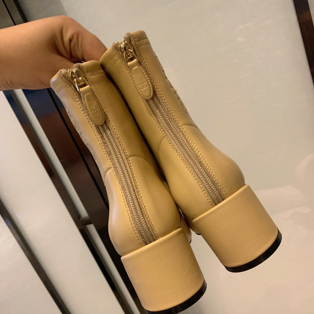 CC Short Boots 50mm In Beige Lambskin 940077