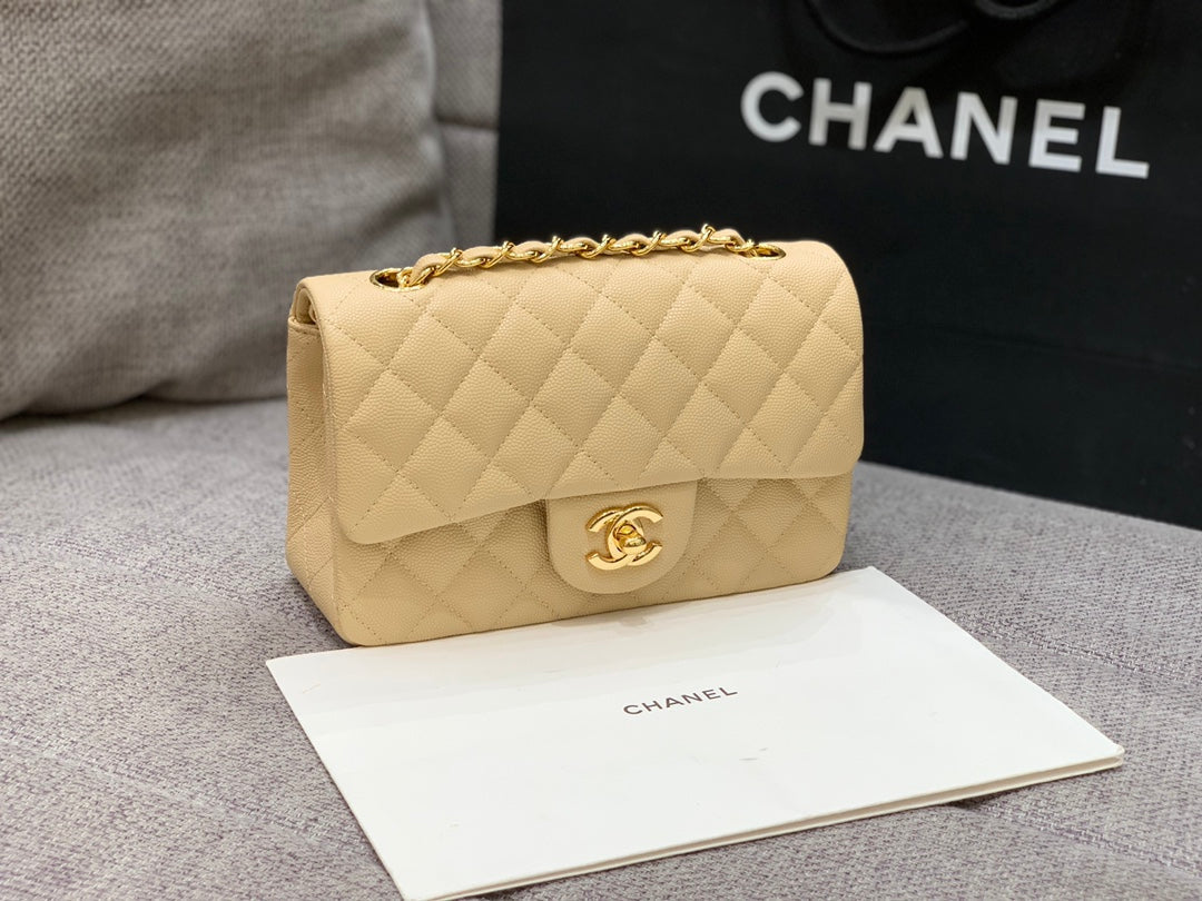 flap bag mini 20cm caviar gold hardware
