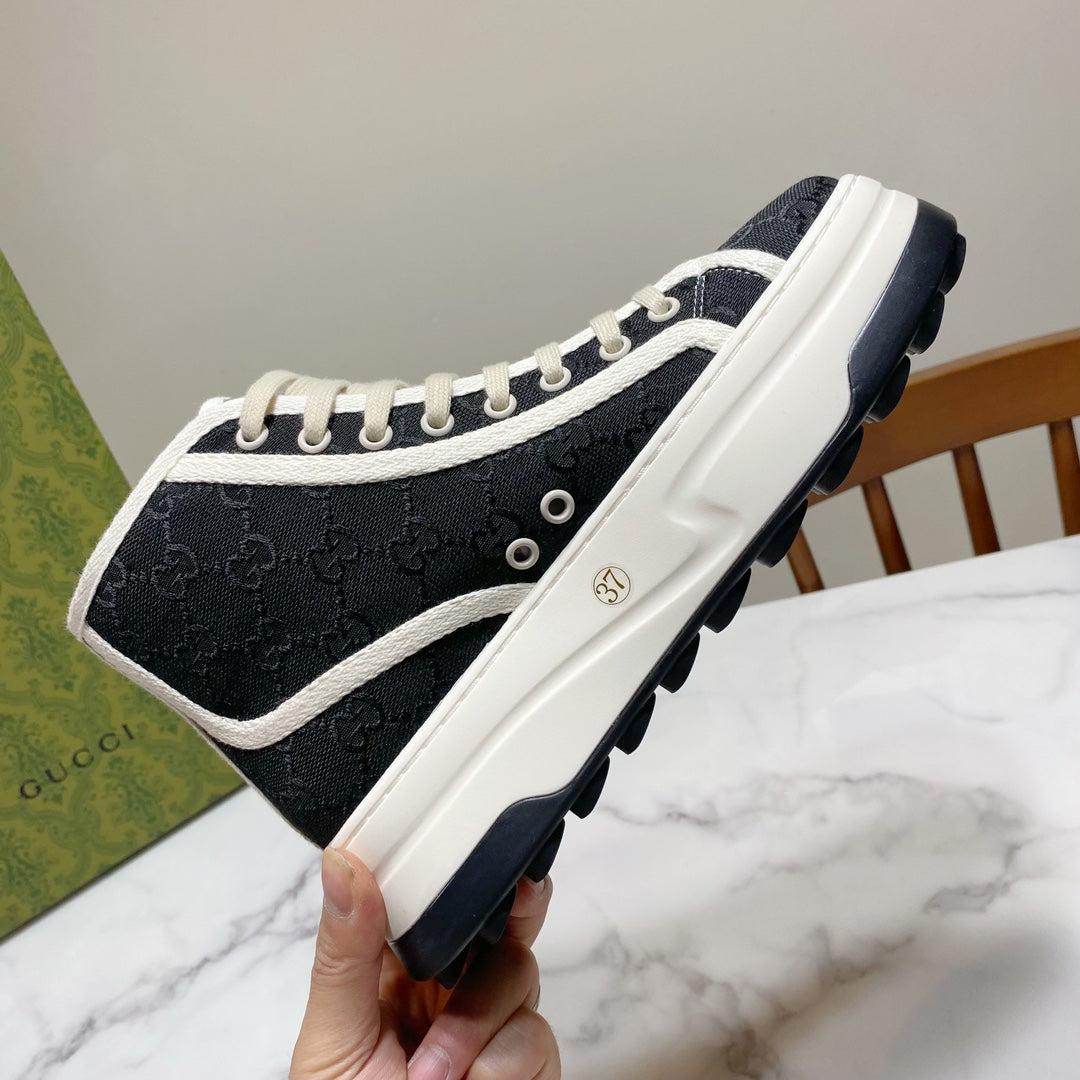 GG 26SS Platform Sneaker Black Monogram Canvas 640599