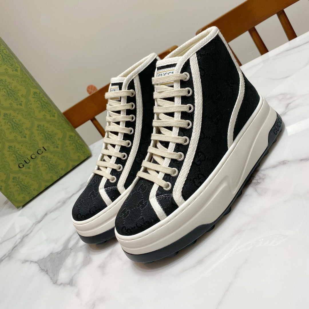 GG 26SS Platform Sneaker Black Monogram Canvas 640599