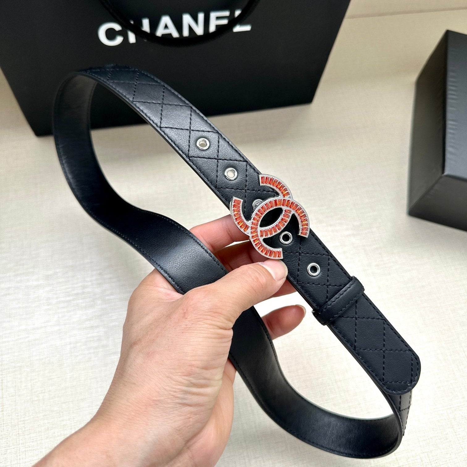 CC Women's Belt 3.0CM Black Cowhide Red Buckle 616961