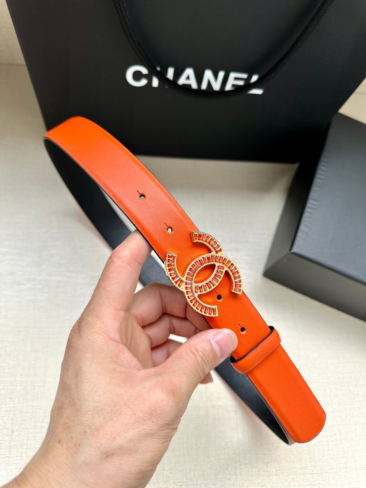 CC Women's Belt 3.0CM Orange Black Cowhide Red Buckle 616965