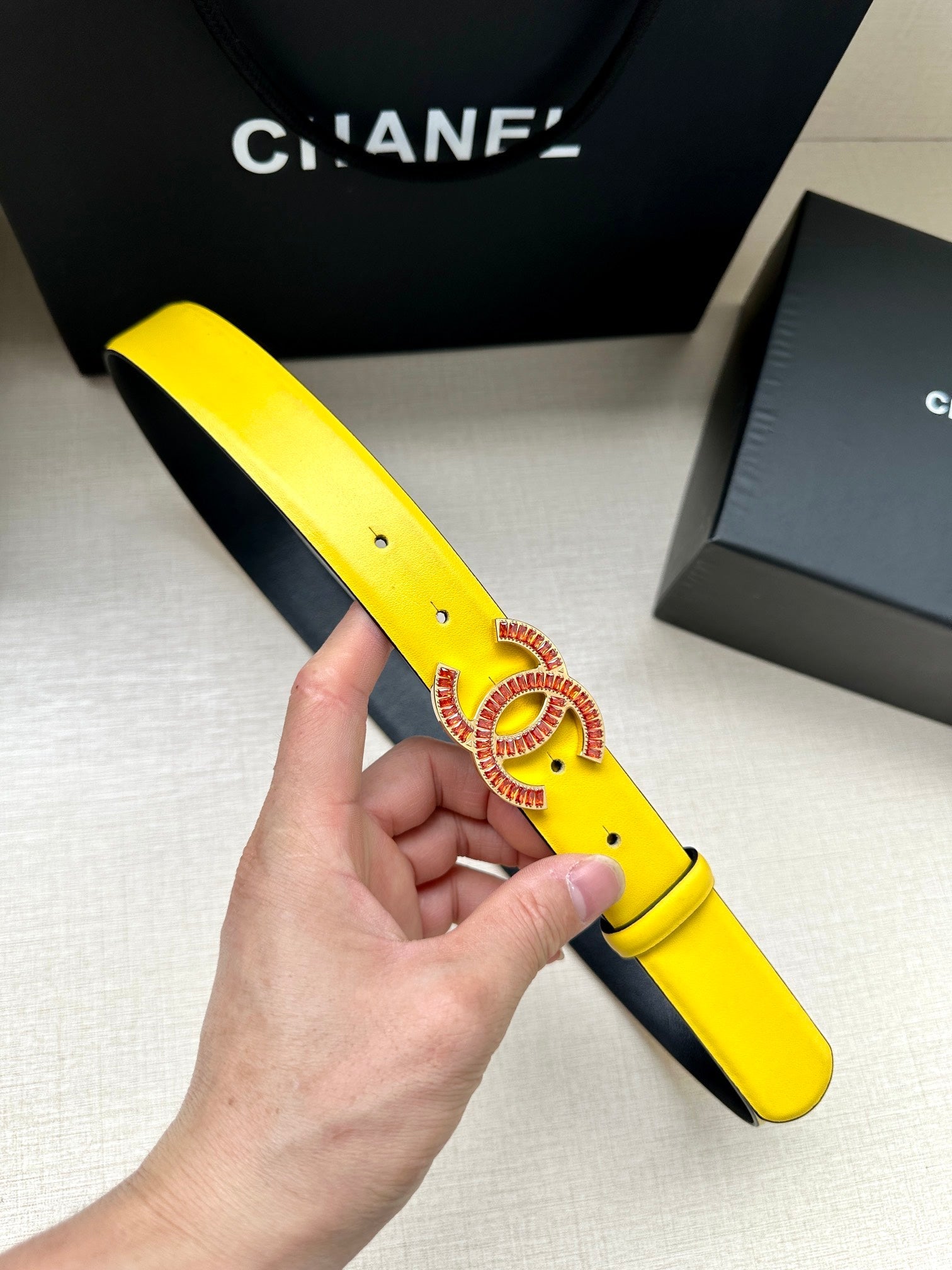 CC Women's Belt 3.0CM Yellow Black Cowhide Red Buckle 616967