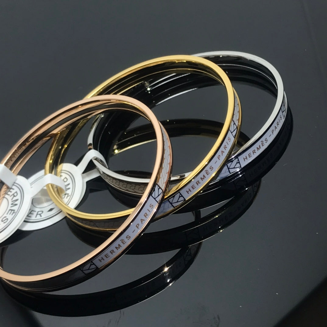 H Uni Bangle White Bracelet