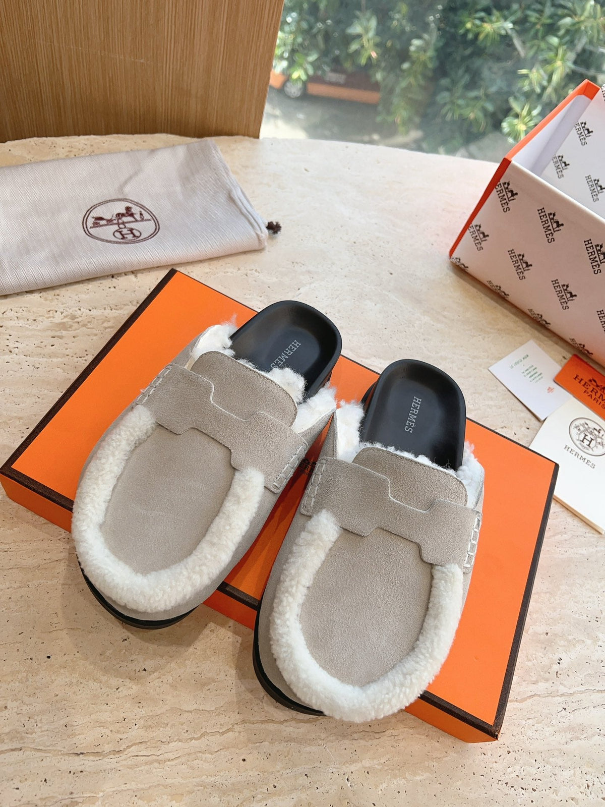 HM Go Mule Suede Goatskin 862750