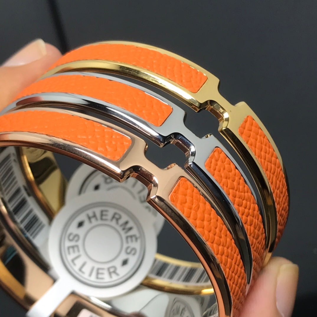 H Pig Nose Orange Bracelet