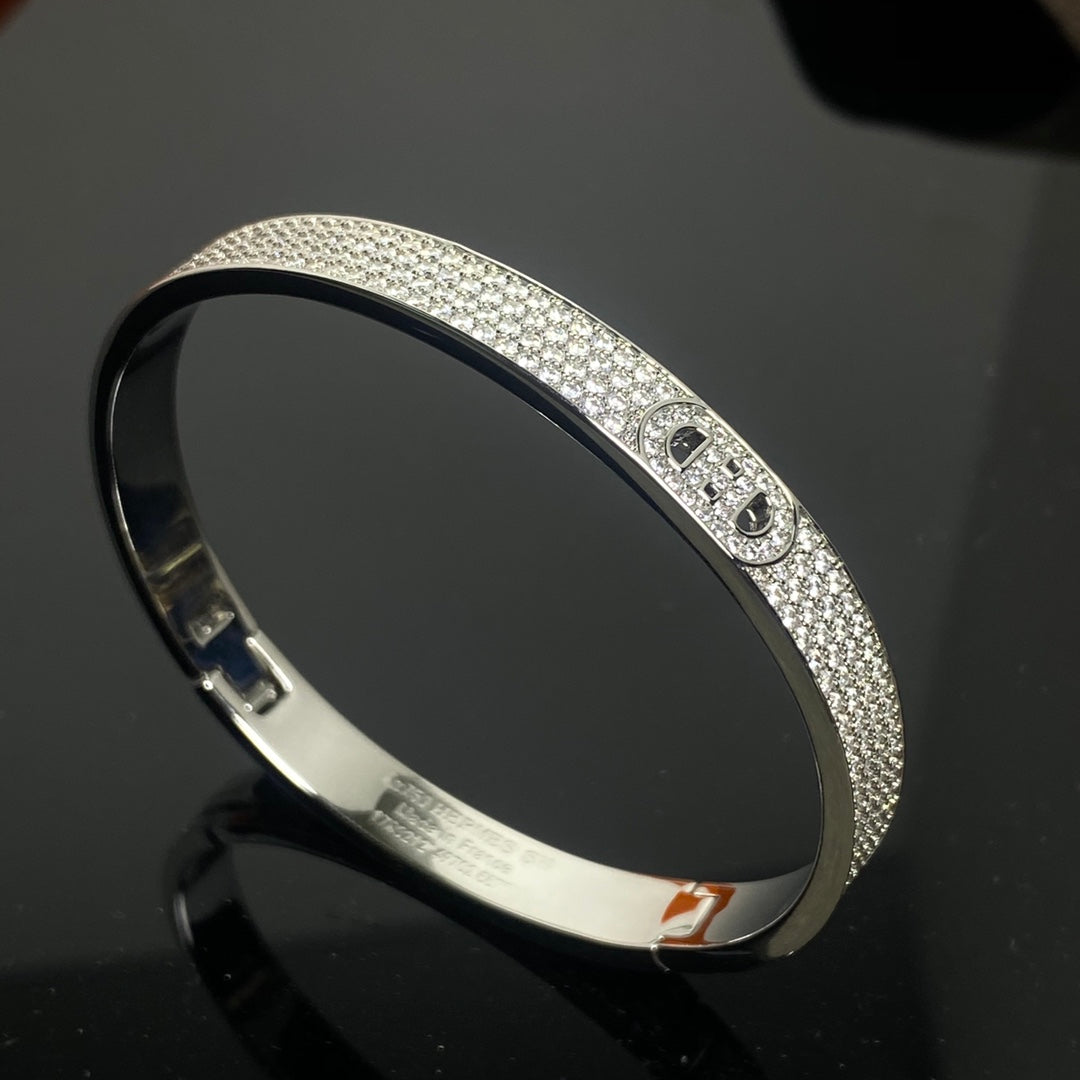 H Pig Nose Full Diamond Bracelet