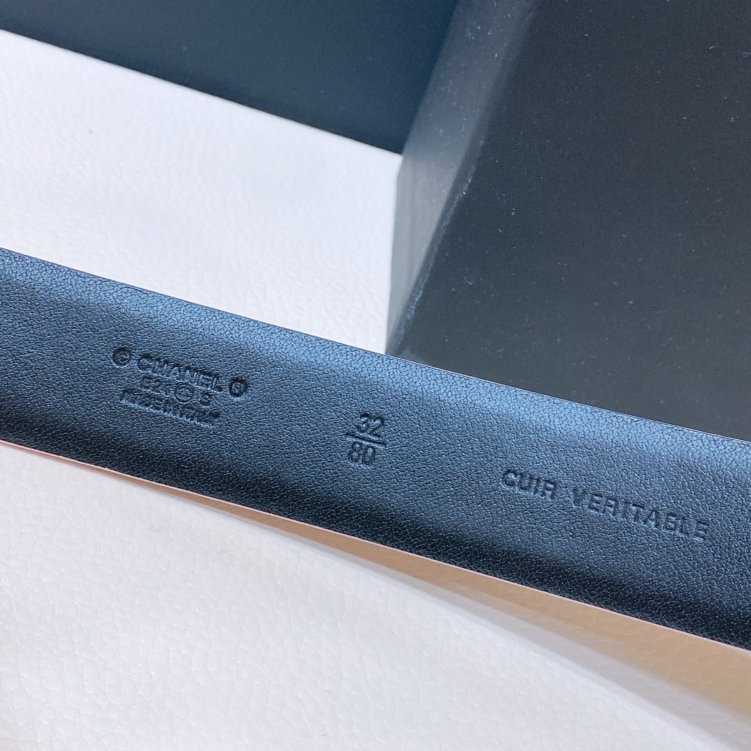 CHANEL BELT 3CM IN STAR COMMAND BLUE AND BLACK LAMBSKIN WITH CRYSTAL GOLD HARDWARE