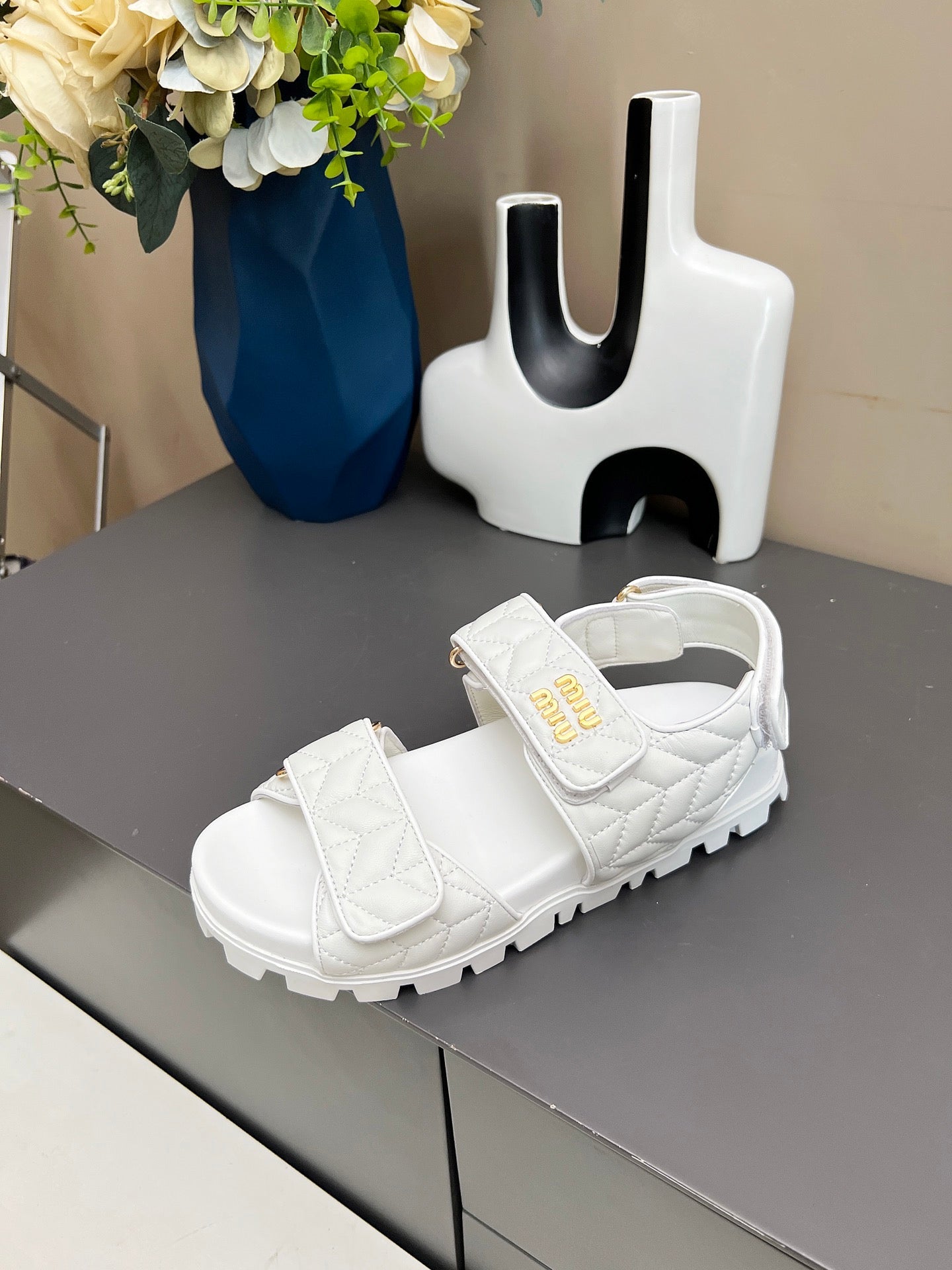 Miumiu 2026 Sporty Matelassé Nappa Sandals White Sheepskin 935595