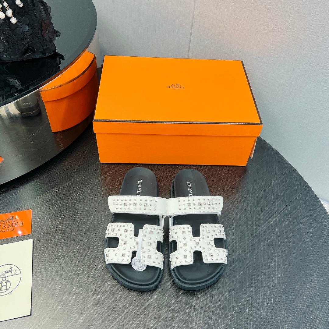 Hermes 2026 Chypre Sandal Ponyhair With Studded Details Black White Cowhide 674993