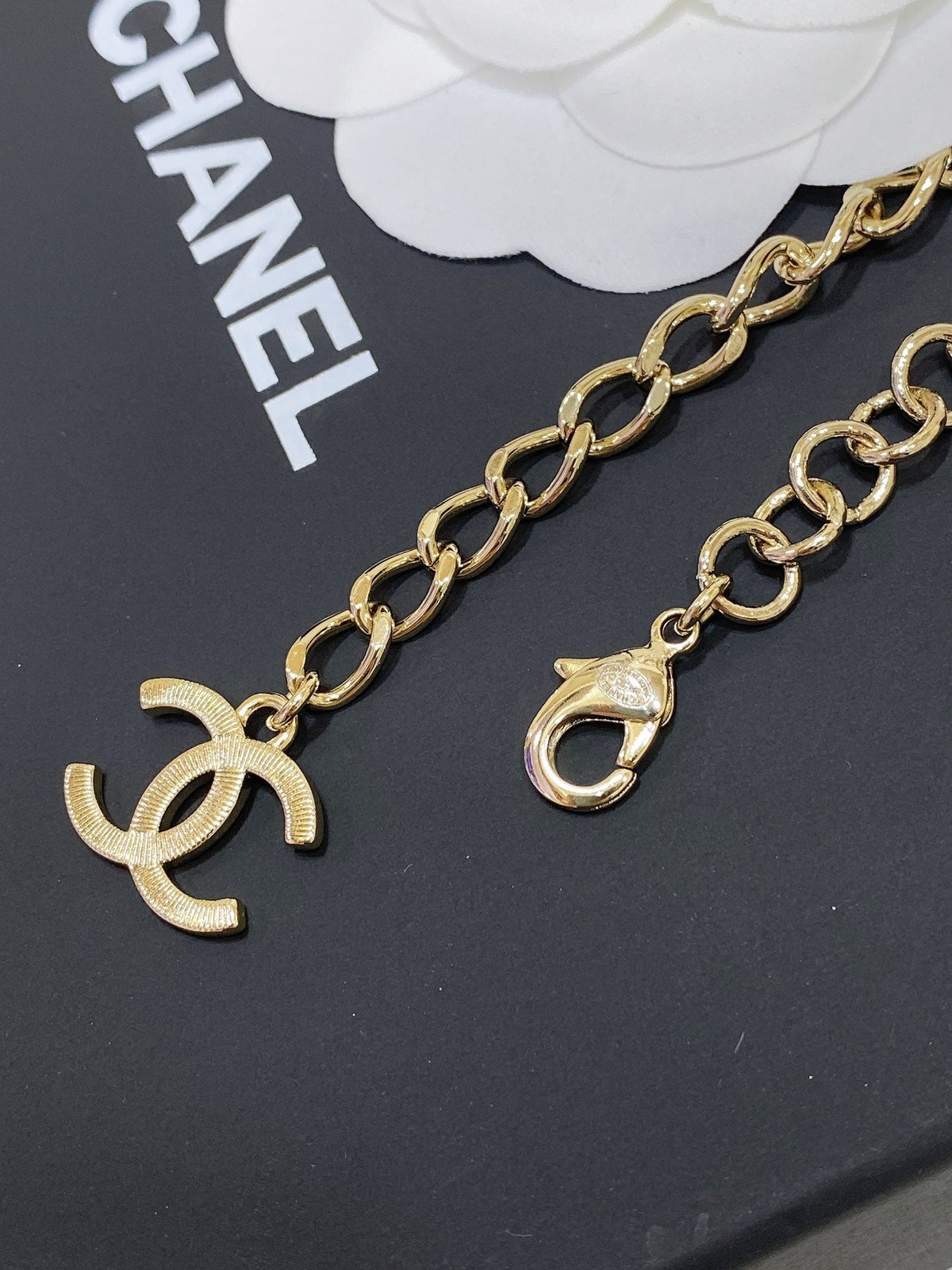 Chanel 2026 Pearl Accent Chain Belt Gold