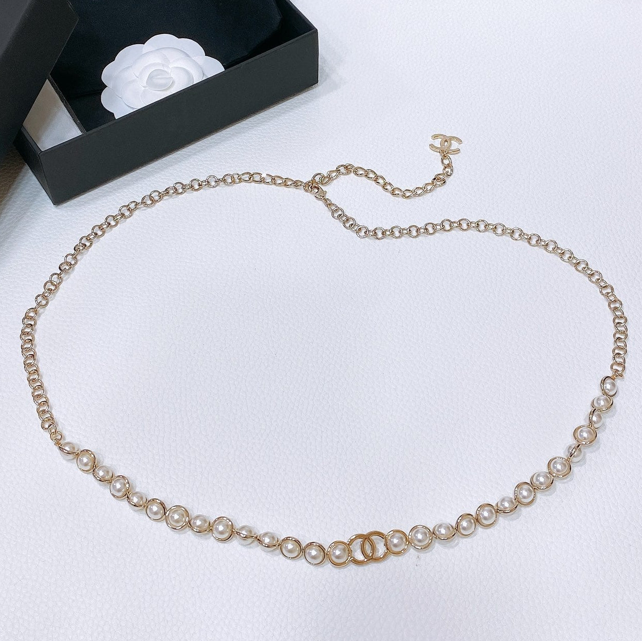 Chanel 2026 Pearl Accent Chain Belt Gold