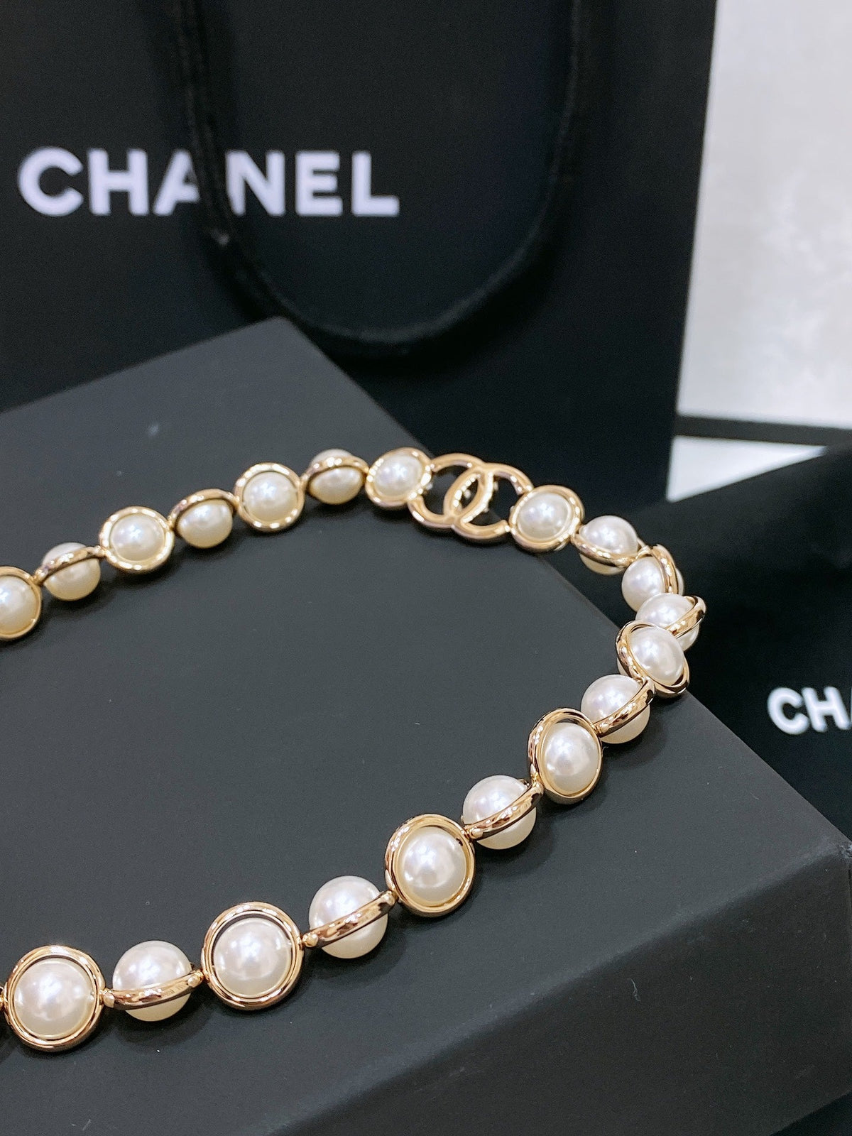 Chanel 2026 Pearl Accent Chain Belt Gold