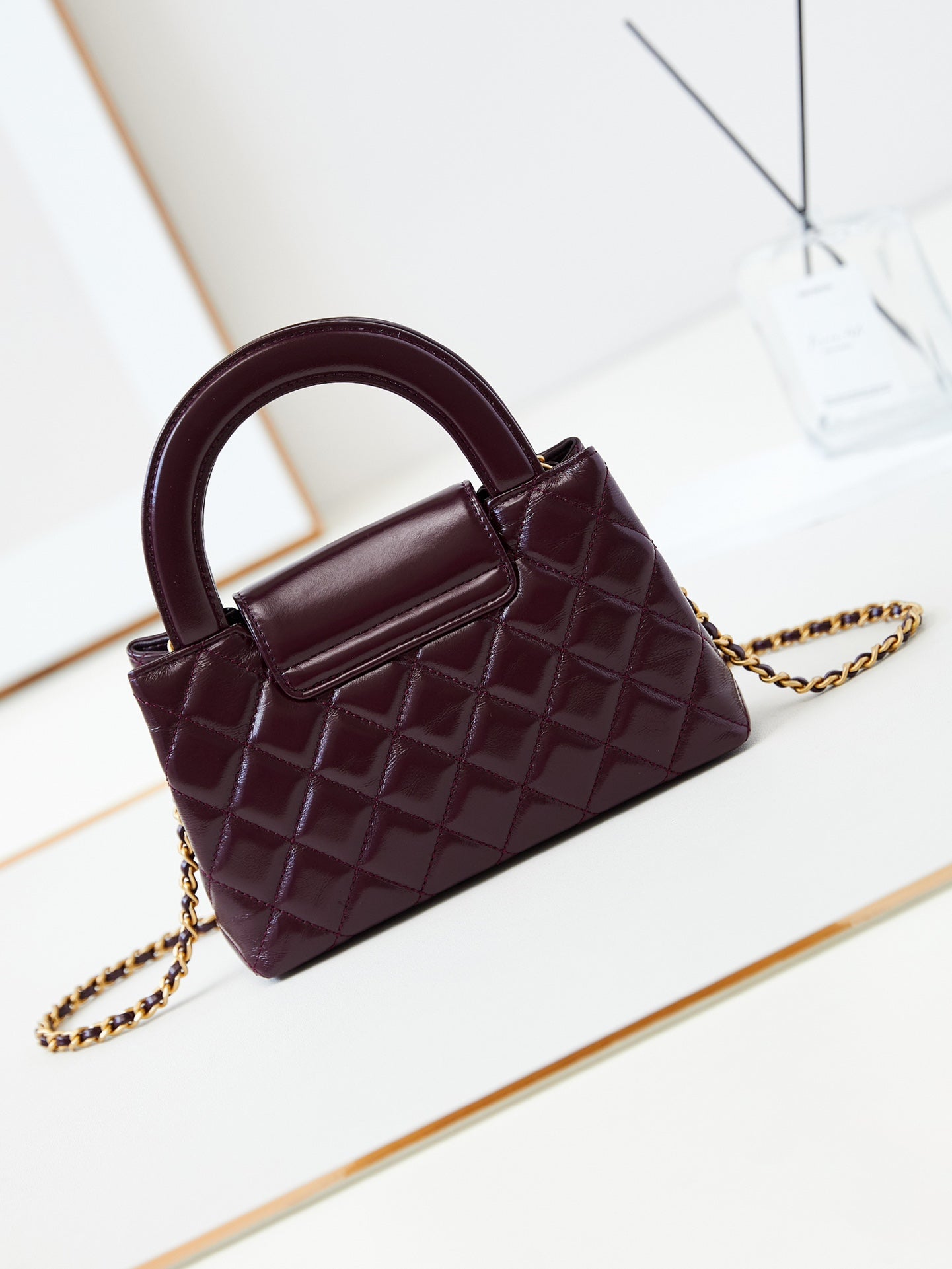 cc 24a nano 19cm kelly shopper bag cherry red lambskin
