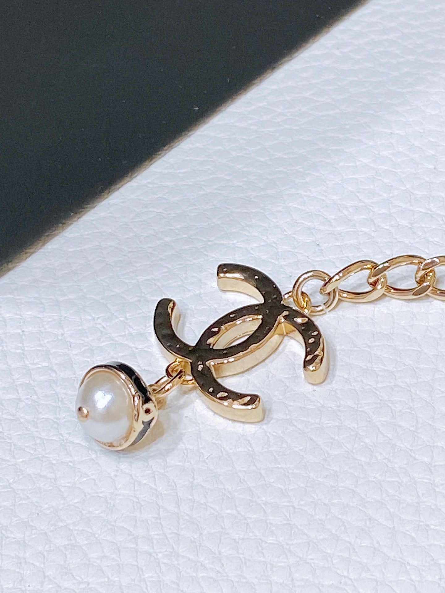 Chanel 2026 Two-Tone Pearl CC Layered Necklace Belt