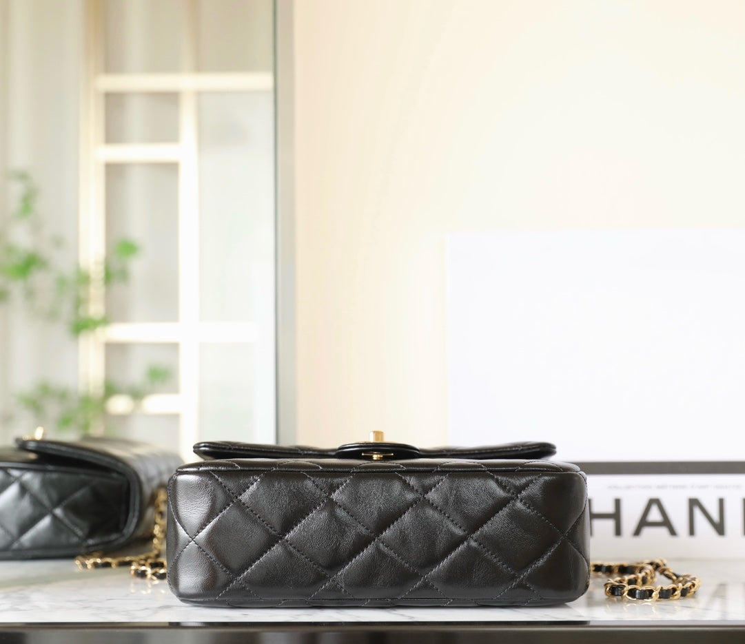 24B Small Flap Bag With Top Handle 25cm Black Lambskin