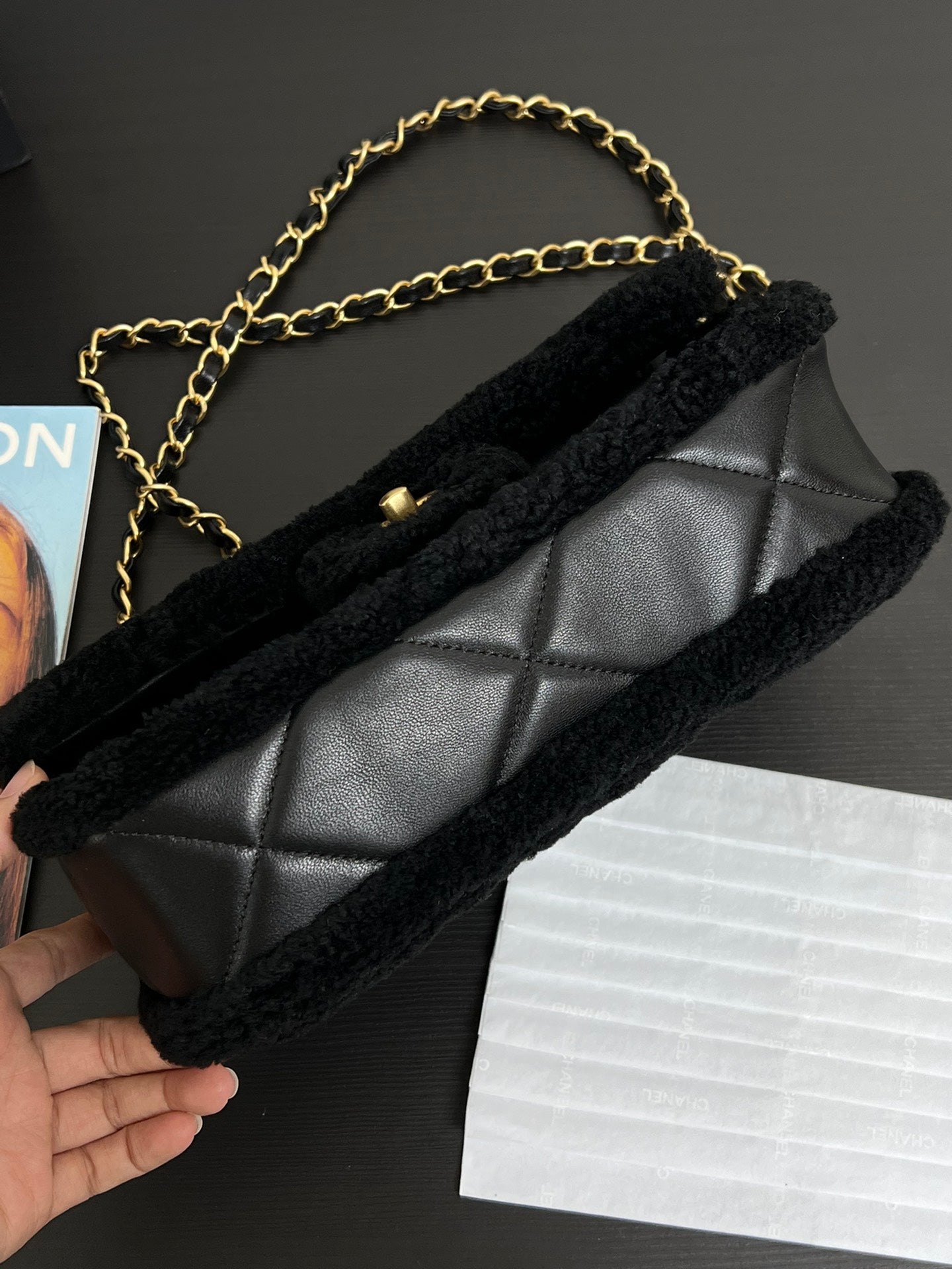 Flap Bag Small 23cm Black Sherling Lambskin Gold Hardware