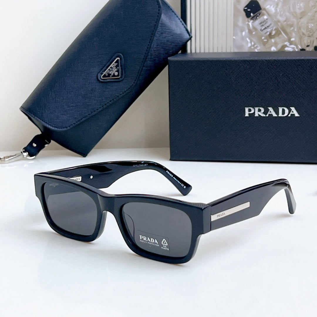 Prada Sunglasses 711445