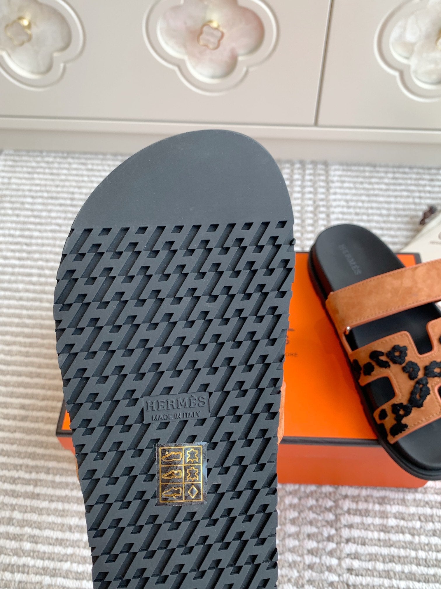 Hermes 2026 Chypre Sandal With Leopard Print Suede Leather 982197