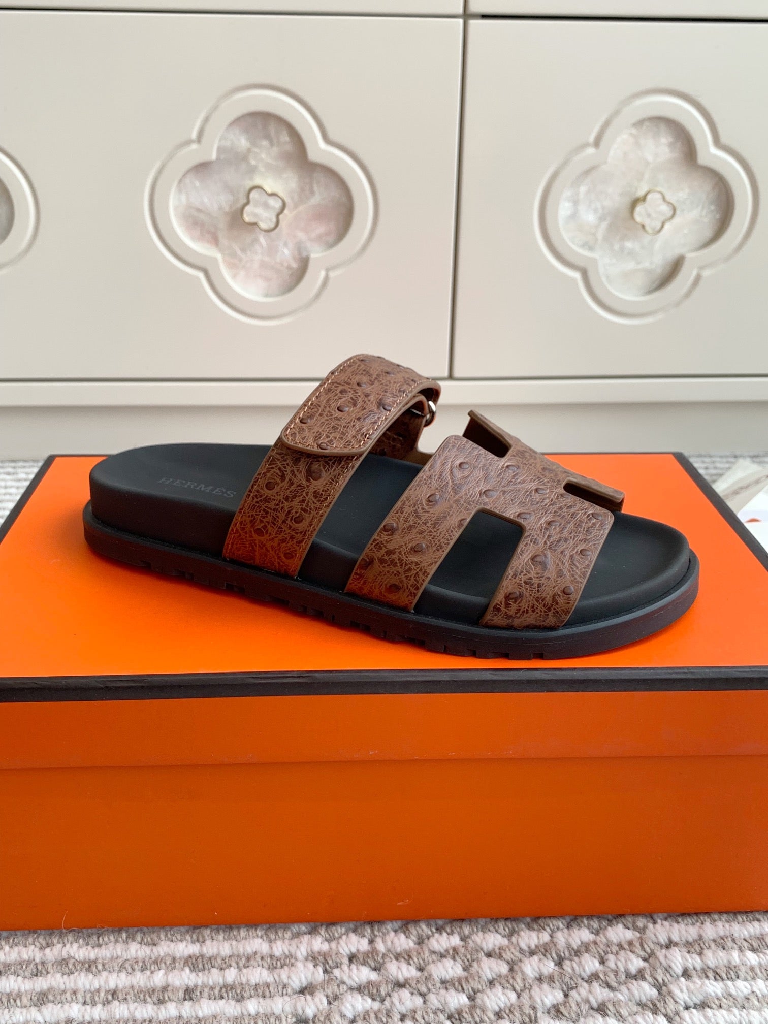 Hermes 2026 Chypre Sandal Ostrich Embossed Leather 982168