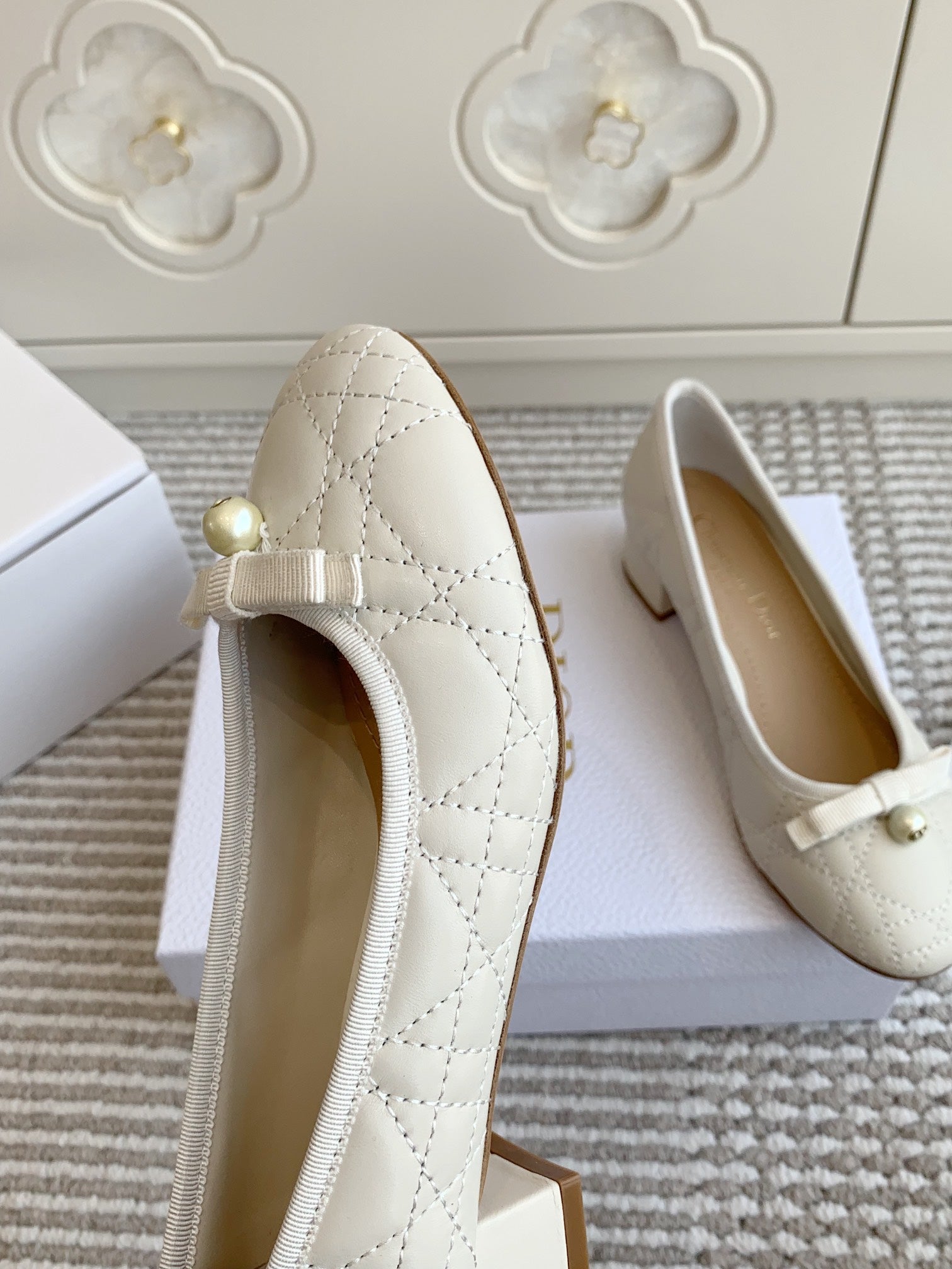 Dior 2026 Bow Pump 30mm Sheepskin 884802