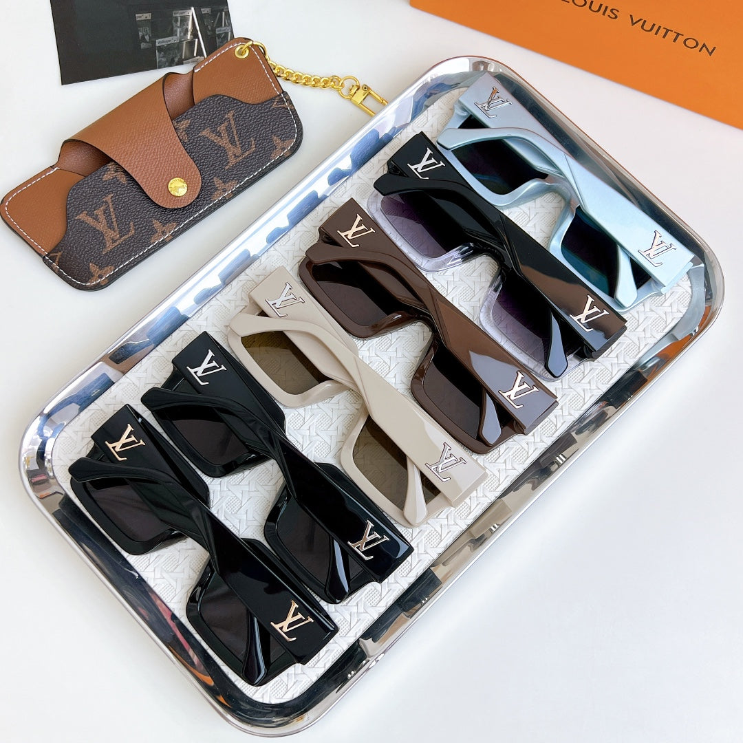 Louis Vuitton Sunglasses 563981