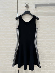 CD U-neck Large A-line Skirt Black Viscose Polyamide