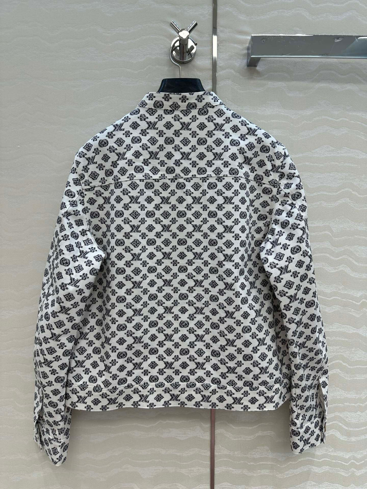 LV 25 Modern Logo Denim Long Jacket Black White Poliester