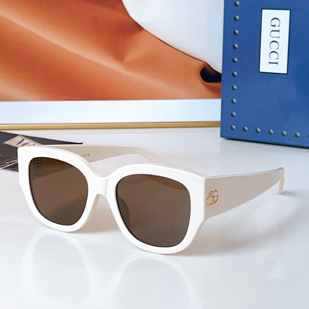 Gucci Sunglasses 655500