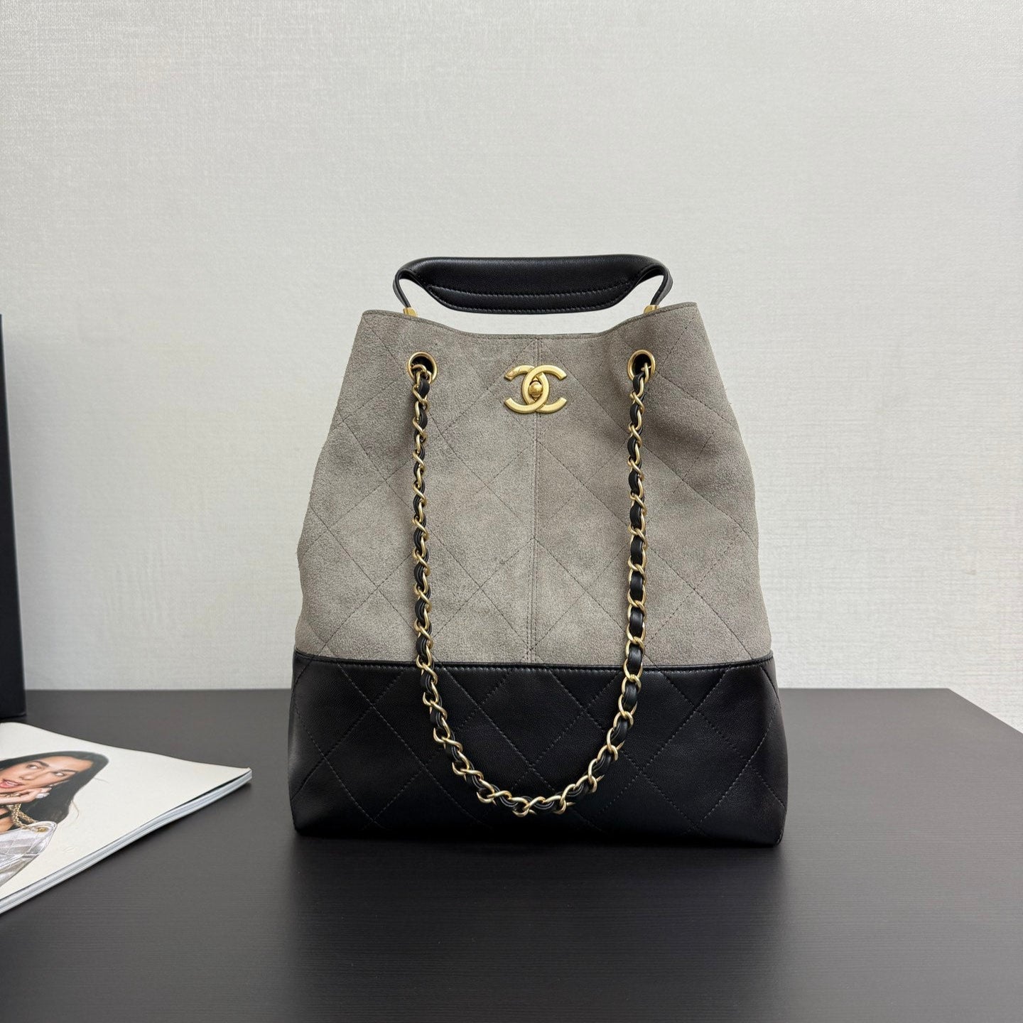 CC 25A Tote 28cm Grey Suede Black Calfskin